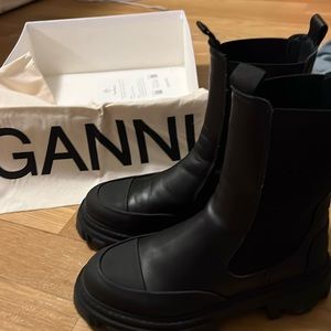 Ganni Chelsea Boot